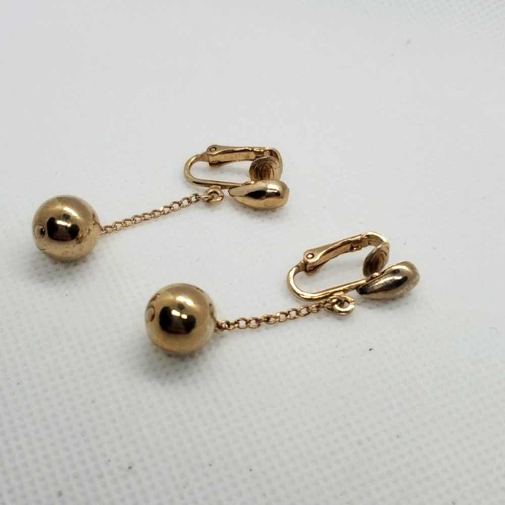Vintage Sarah Coventry Clip-on Earrings